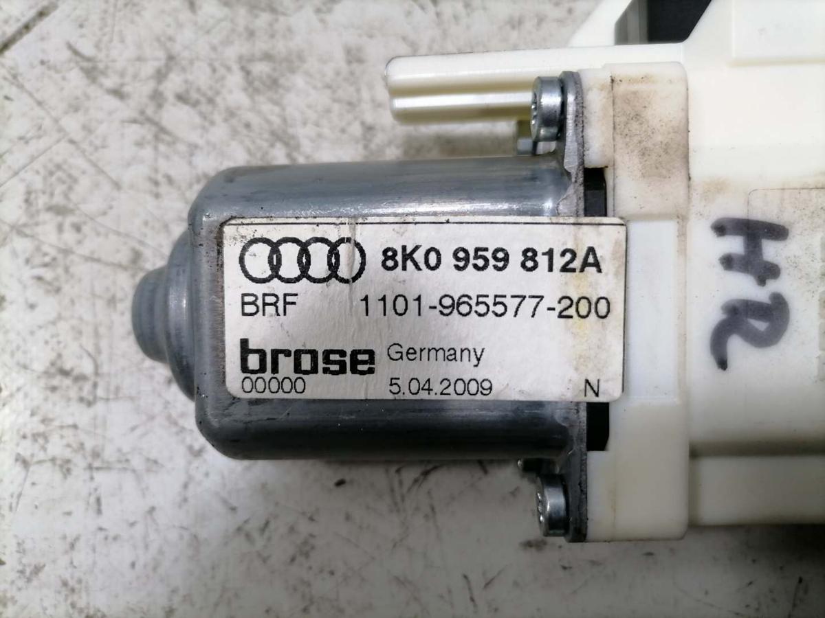 Audi A4 8K B8 original Fensterhebermotor hinten rechts Bj.2009